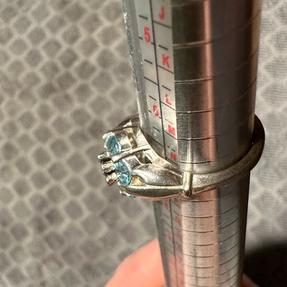 Sterling Silver flower ring - Picture 3 of 17